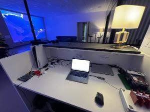 Loft 200m2 avec écran led géant de 10m2