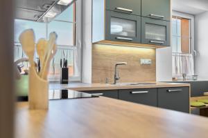 George 01 Kovářská by Mountain ways