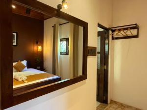 Sun Up Hiriketiya Dickwella