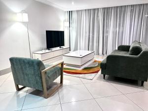 Seaview Horizon Ocean View Near Cruise Port Two-Bedroom Apartment