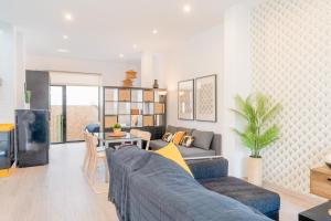 Panther Home Aladro IV