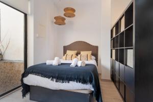 Panther Home Aladro IV