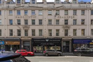 Flatzy - City Centre Retreat - Sleeps 8 - 2 Baths