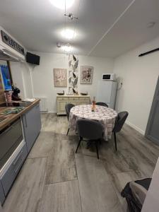 la villa des six ifs- Lolivier