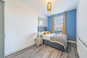 Latimer Flat 5 - Spacious 2-Bed Apt - Sleeps 7