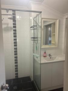 Short Stay retreat Behn Cove