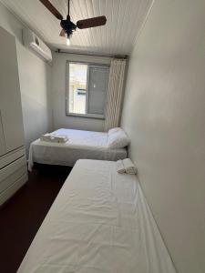 Casa há 40m da praia e no centro de Canasvieiras