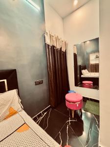 Mayank Residency