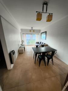 Dos ambientes todo externo en la mejor zona de Mdp