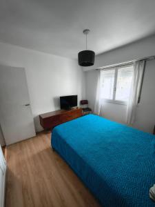 Dos Ambientes todo externo a 3 cuadras de la Playa