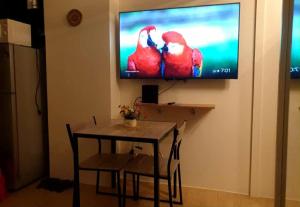 Condo in Quezon city walking distance to PBB House