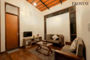 EKOSTAY - Forest Cube Villa