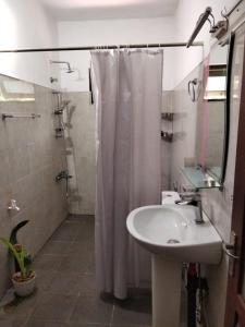 Serene Minuwangoda, near Katunayake