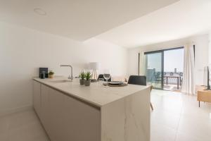 Las Lomas del Higueron - Brand New Apartment