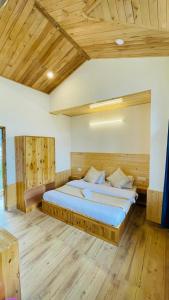 The Himalayan Castle View Retreat