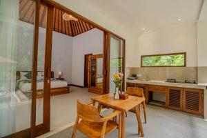 Krish Villa C - 1BR Private Pool & Lush Jungle View