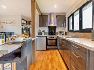 2 Bed in East Harling 73624