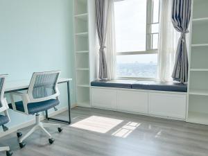 Modern Apartment Free Pool & Gym, Kris Vue D2