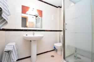 Perfect for families or groups seeking privacy !!