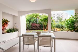 Jardines - Isora 03 Garden View