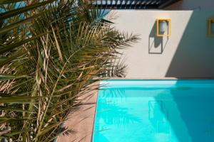 Designer Luxury Penthouse with Private Pool & BBQ