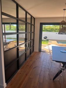 Maison Lumineuse Piscine Chauffée Près De Biarritz