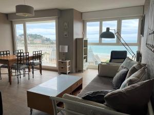 Appartement avec WIFI, VUE SUR MER à 200m plage à PERROS-GUIREC - Réf 827