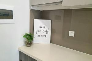 Pool view Elegant Apartment