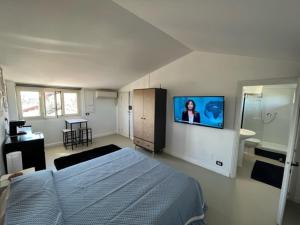 Roof top room in Rome