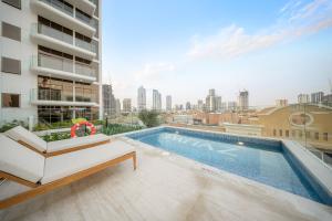 Spacious 1BR in JVC with Lounge Access