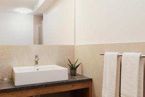 Apartments Roda de Ciar