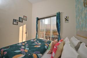 EMPYREAN STAY II LEONCINO VILLA II 4BHK II AC II LARGE POOL lI WIFI II BBQ