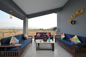 EMPYREAN STAY II LEONCINO VILLA II 4BHK II AC II LARGE POOL lI WIFI II BBQ