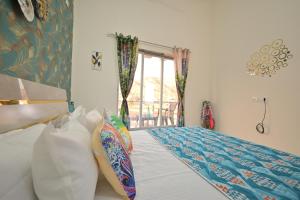 EMPYREAN STAY II LEONCINO VILLA II 4BHK II AC II LARGE POOL lI WIFI II BBQ
