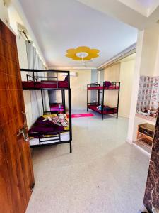 Vedic hatha vinyasa yoga ashram