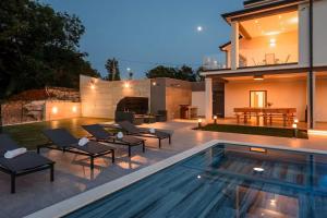 Villa Favola by Briskva