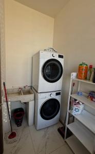 Penthouse with private terrace in Col Americana