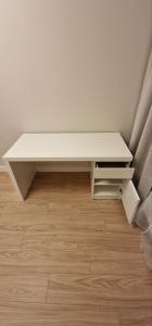 Praga Apartament Near Sante and Kozminsky