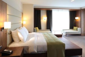 Seven inns Hotel Unit By G K Group Near IGI Airport