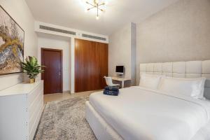 Daniels 2BR Duplex at Central Park Tower, DIFC