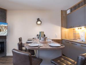 Appartement Moderne 4 Pers, Pied des Pistes, Parking - FR-1-640-51