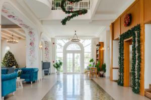 Dalat De Charme Village