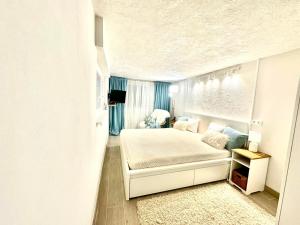 New comfortable and cute one-room apartment of 33 m2