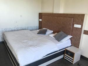 Lekwar Home stay & Restaurant