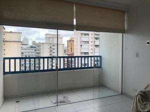 Pitangueiras Apartment, great location, oceanfront