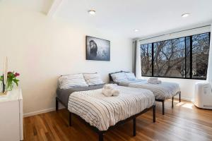 One Bedroom Apartment With Two Queen Beds