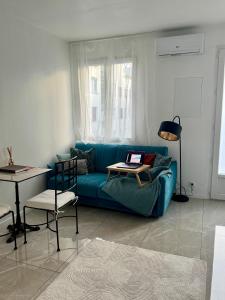 Nouveau appartement carré dor