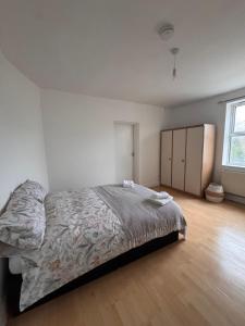NextDoor Morden