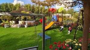 Rasa Vantara 3BHK Luxury Farm Stay for 10-15 People Family