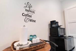 Studio Suite Near Beverly Hills for Two